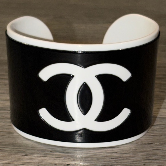 CHANEL Jewelry - CHANEL Costume Jewelry Black and White Resin CC Logo Cuff